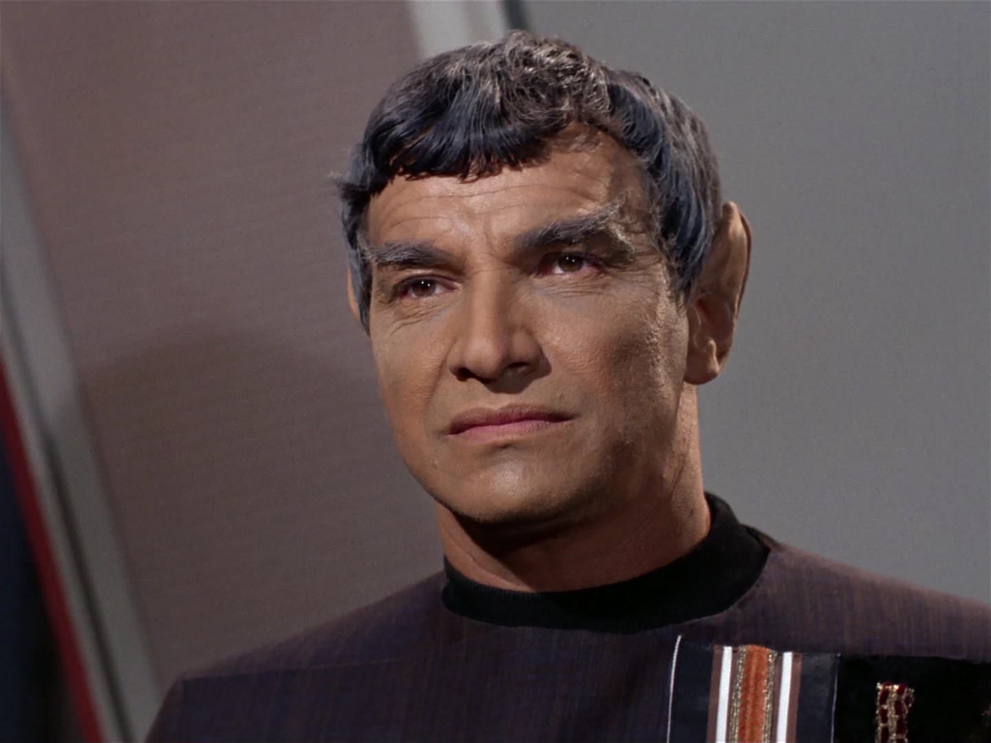 ariane179254_StarTrek_2x10_TheJourneyToBabel_0191.jpg