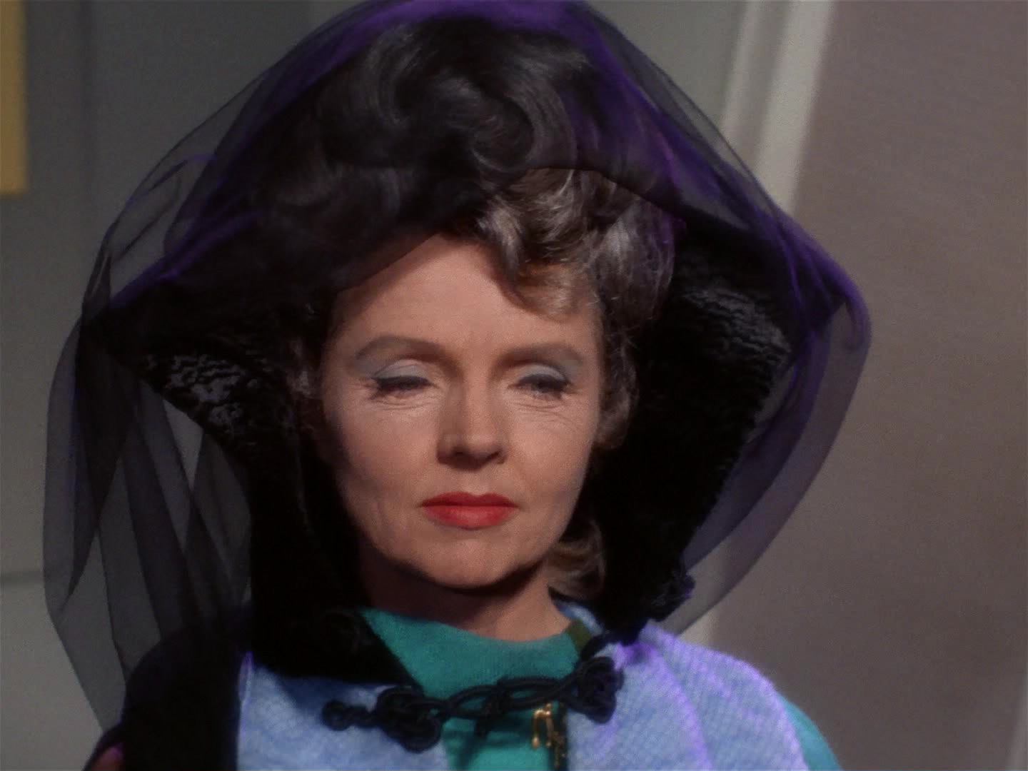 ariane179254_StarTrek_2x10_TheJourneyToBabel_0205.jpg