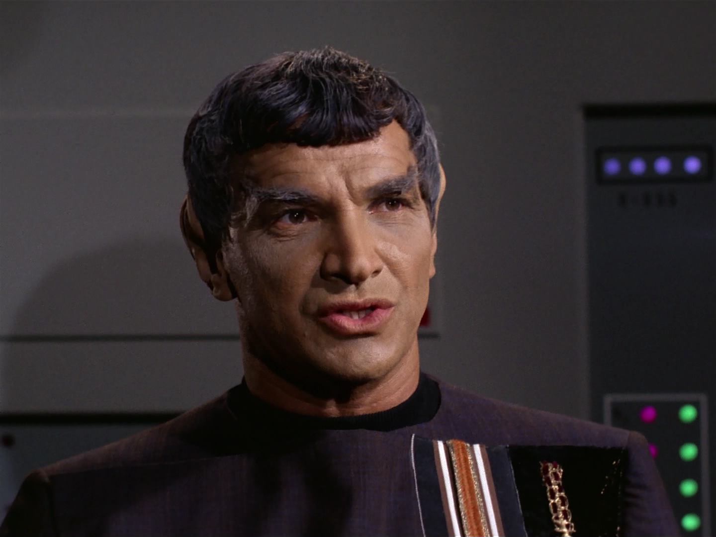 ariane179254_StarTrek_2x10_TheJourneyToBabel_0395.jpg