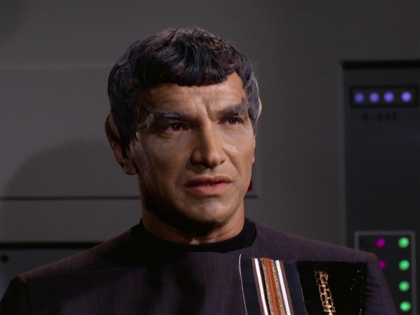 ariane179254_StarTrek_2x10_TheJourneyToBabel_0397.jpg