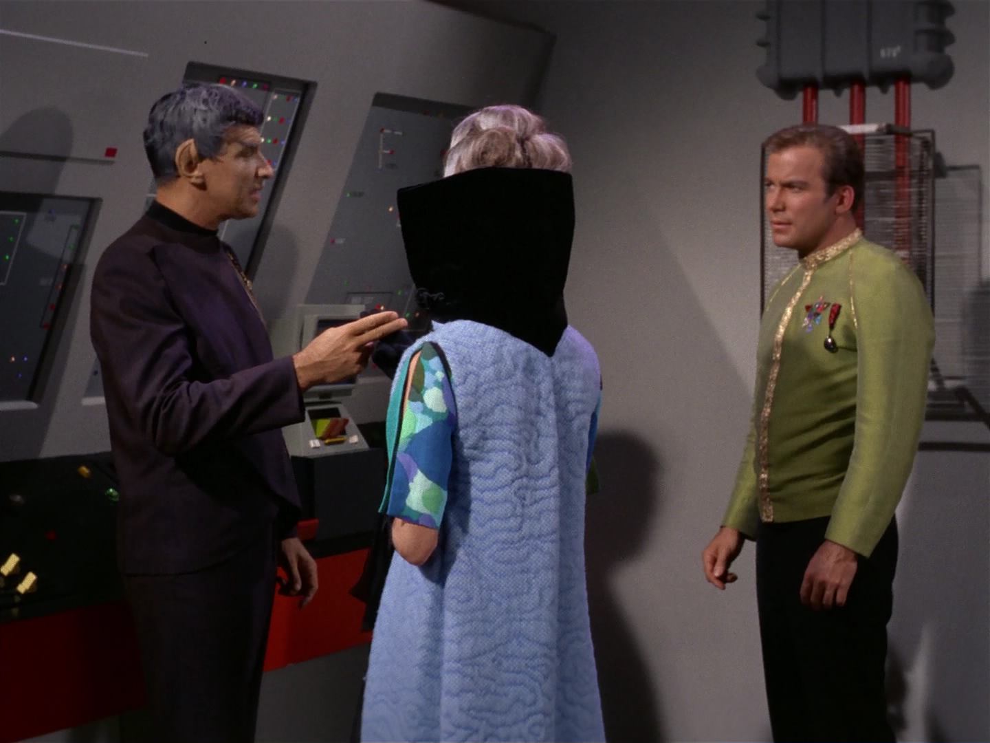 ariane179254_StarTrek_2x10_TheJourneyToBabel_0419.jpg
