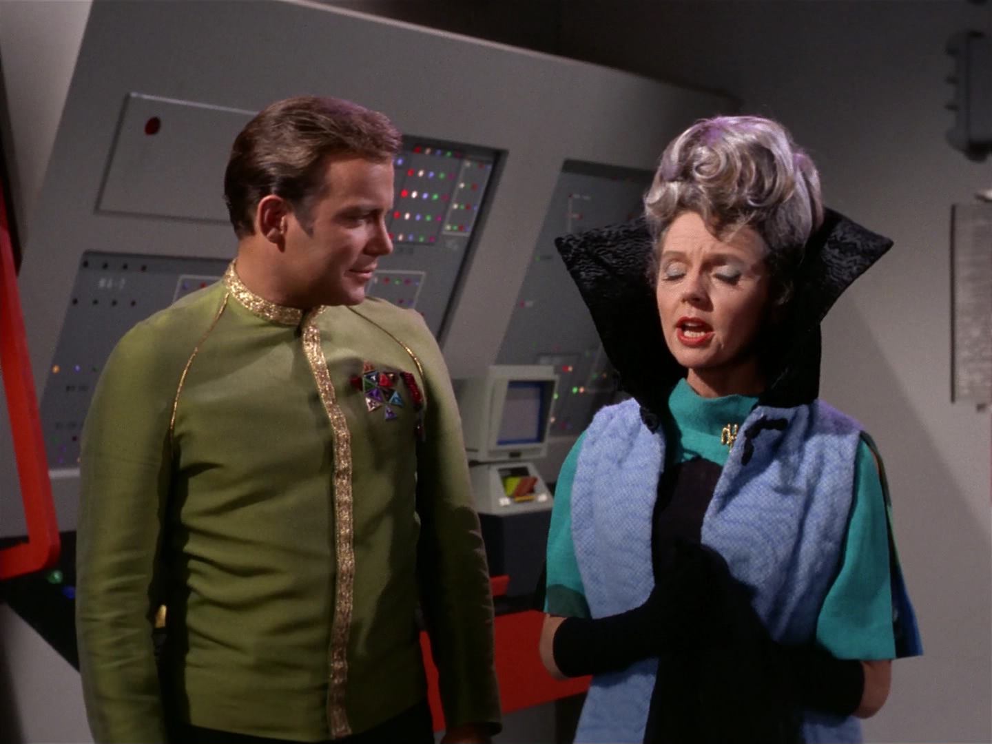 ariane179254_StarTrek_2x10_TheJourneyToBabel_0440.jpg