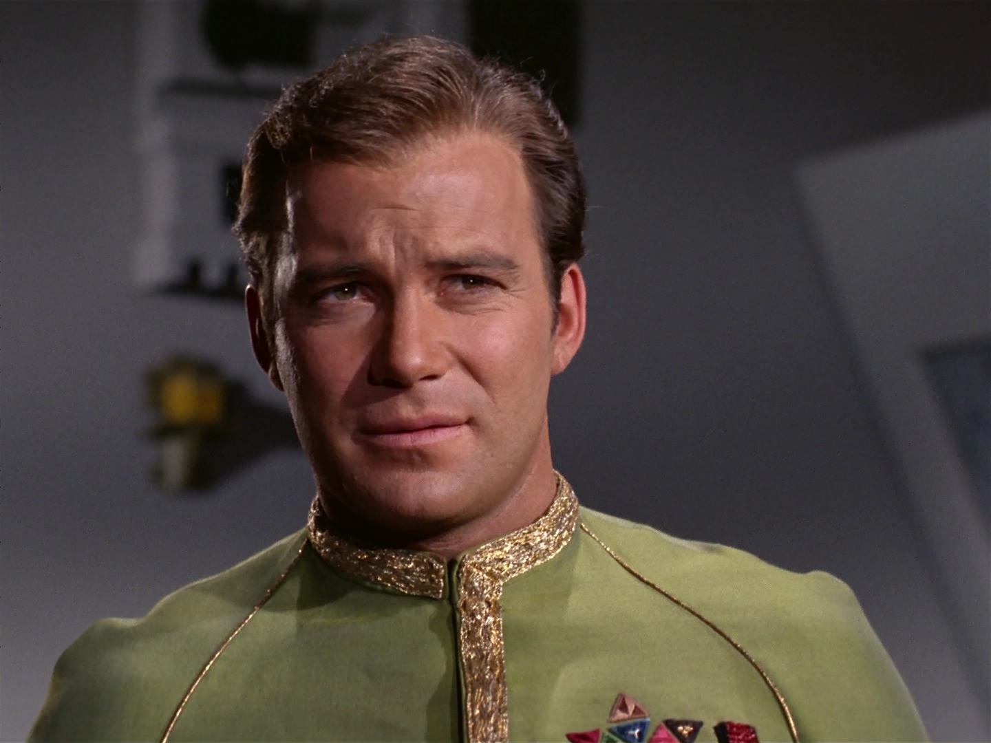 ariane179254_StarTrek_2x10_TheJourneyToBabel_0454.jpg
