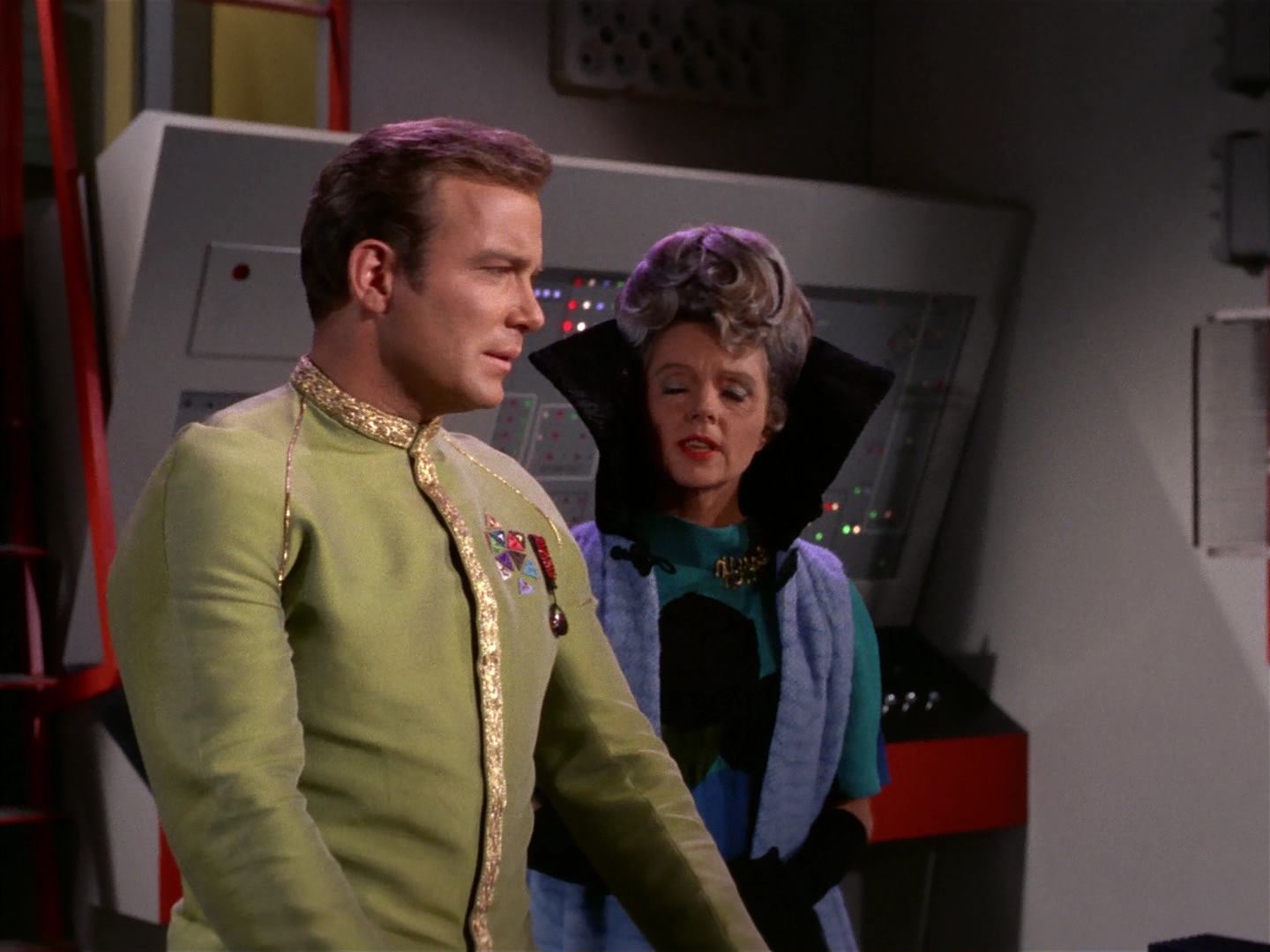 ariane179254_StarTrek_2x10_TheJourneyToBabel_0496.jpg