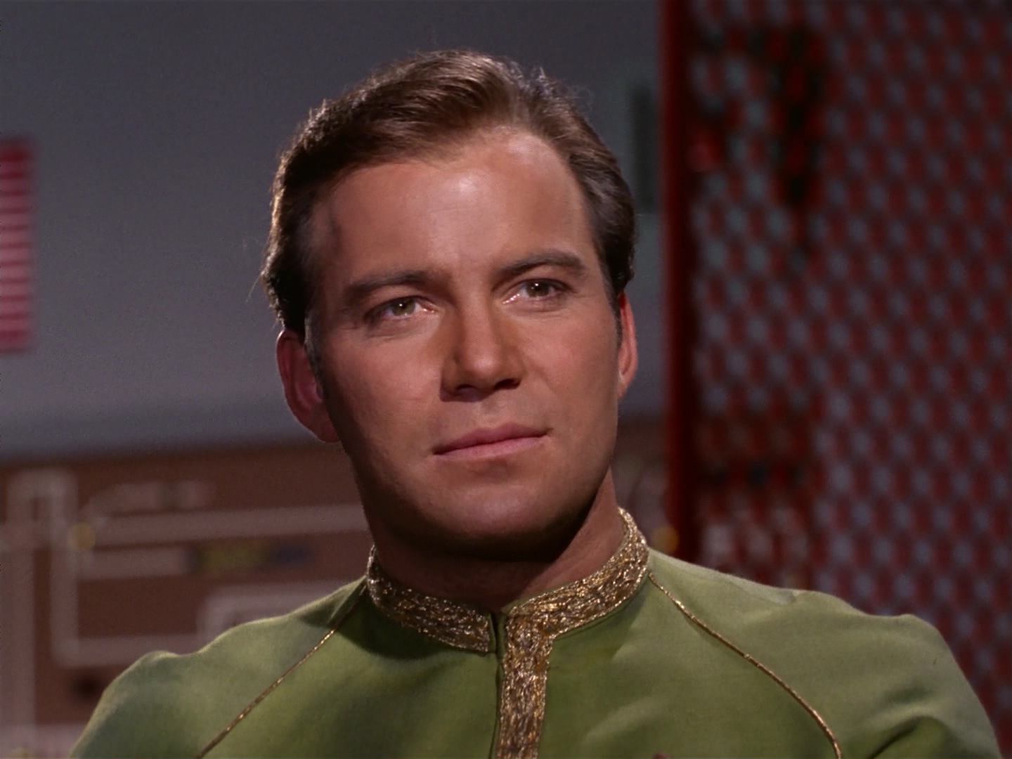 ariane179254_StarTrek_2x10_TheJourneyToBabel_0526.jpg
