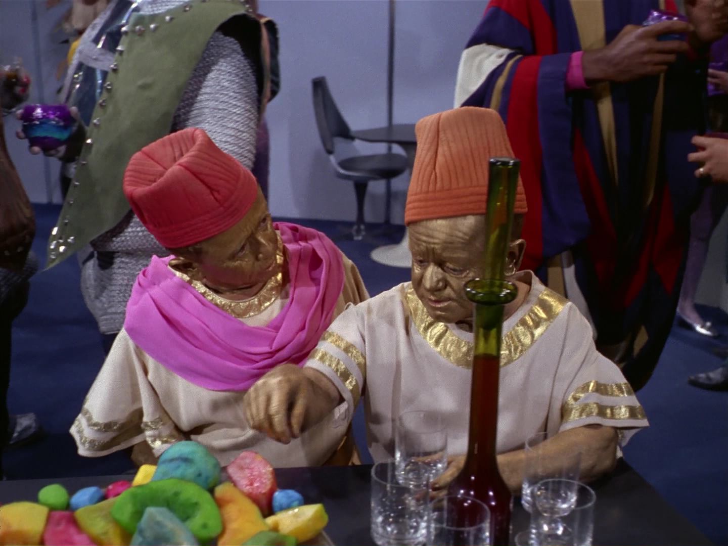 ariane179254_StarTrek_2x10_TheJourneyToBabel_0580.jpg