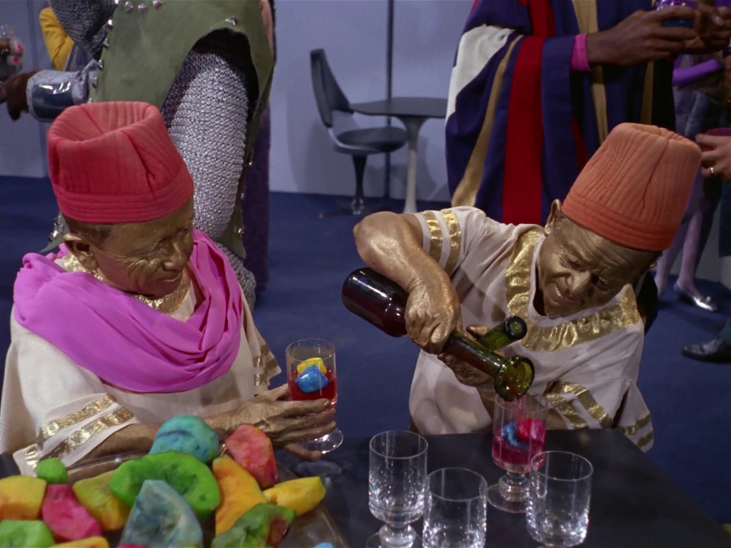 ariane179254_StarTrek_2x10_TheJourneyToBabel_0596.jpg