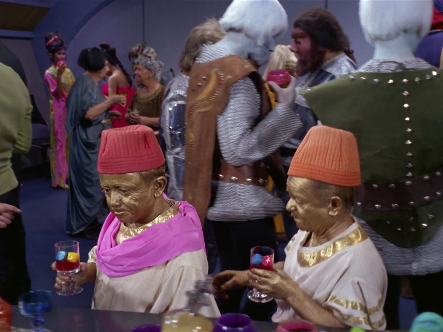 ariane179254_StarTrek_2x10_TheJourneyToBabel_0604.jpg