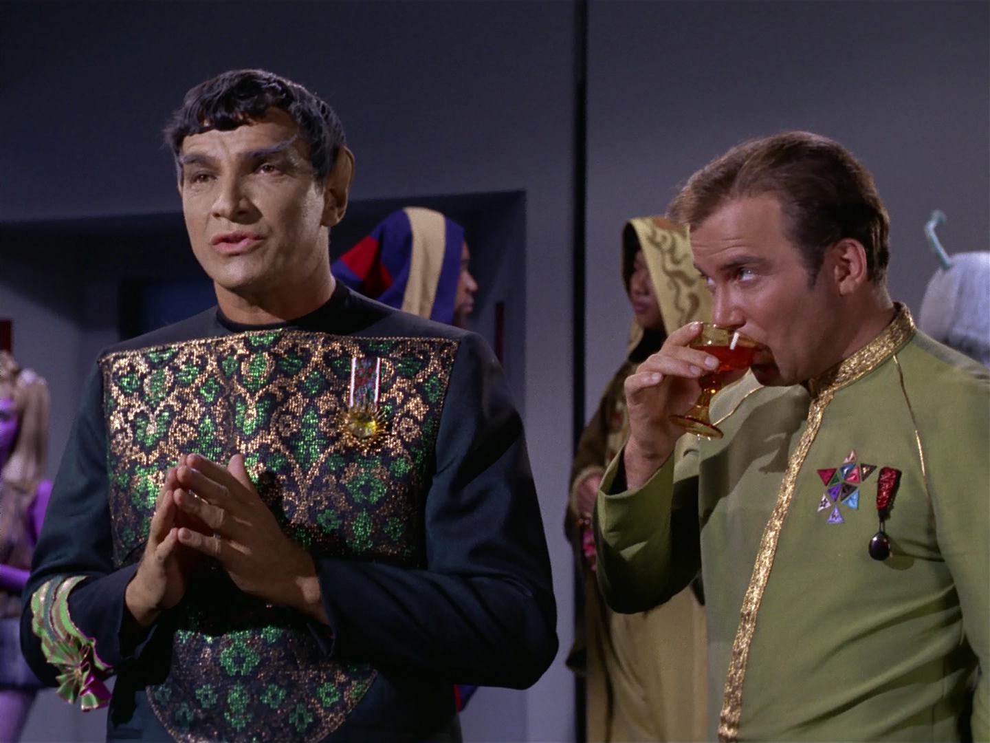 ariane179254_StarTrek_2x10_TheJourneyToBabel_0622.jpg