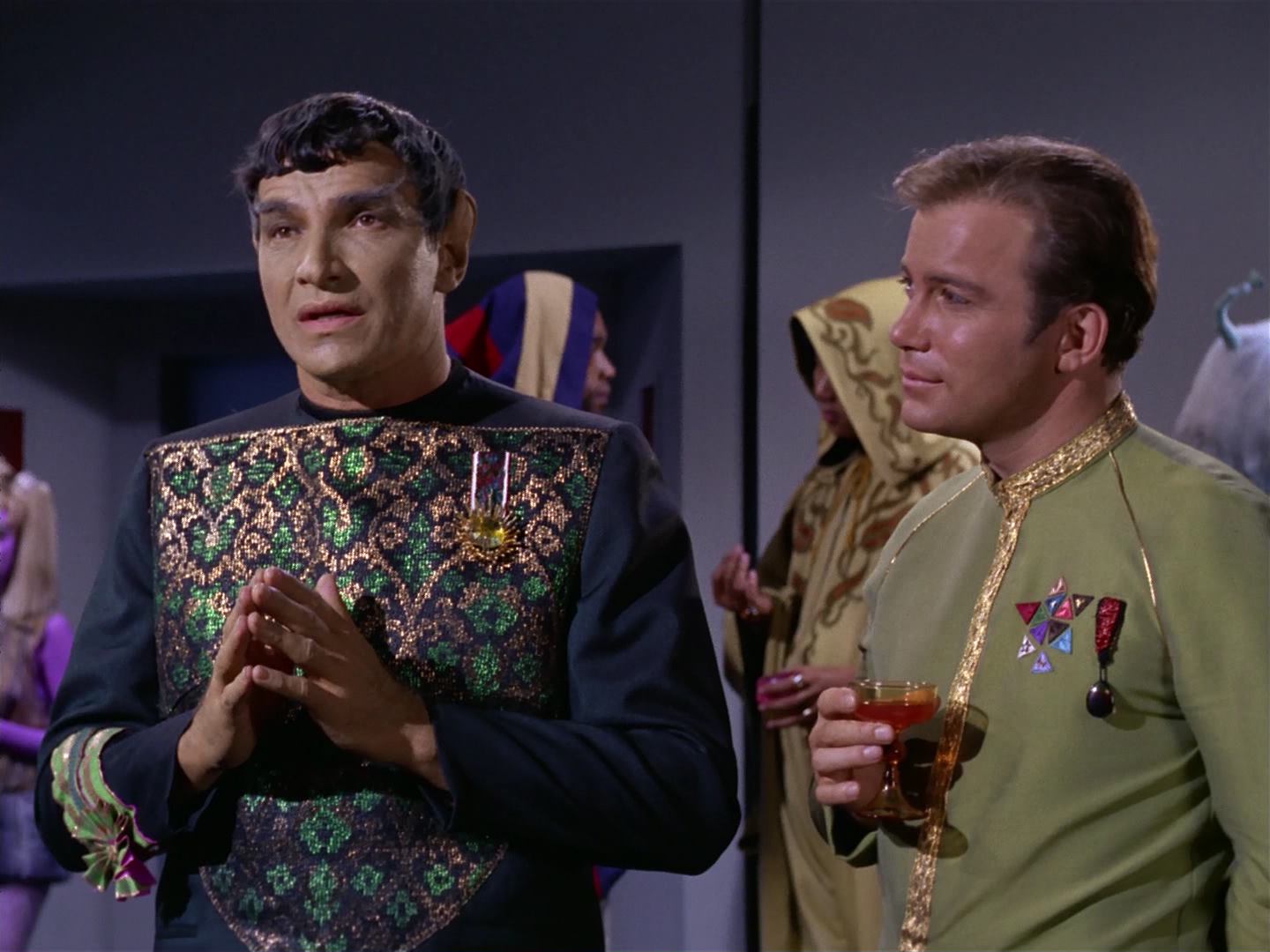 ariane179254_StarTrek_2x10_TheJourneyToBabel_0630.jpg