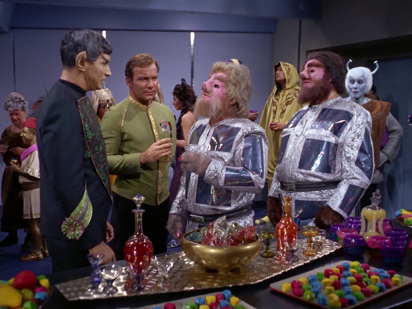 ariane179254_StarTrek_2x10_TheJourneyToBabel_0654.jpg