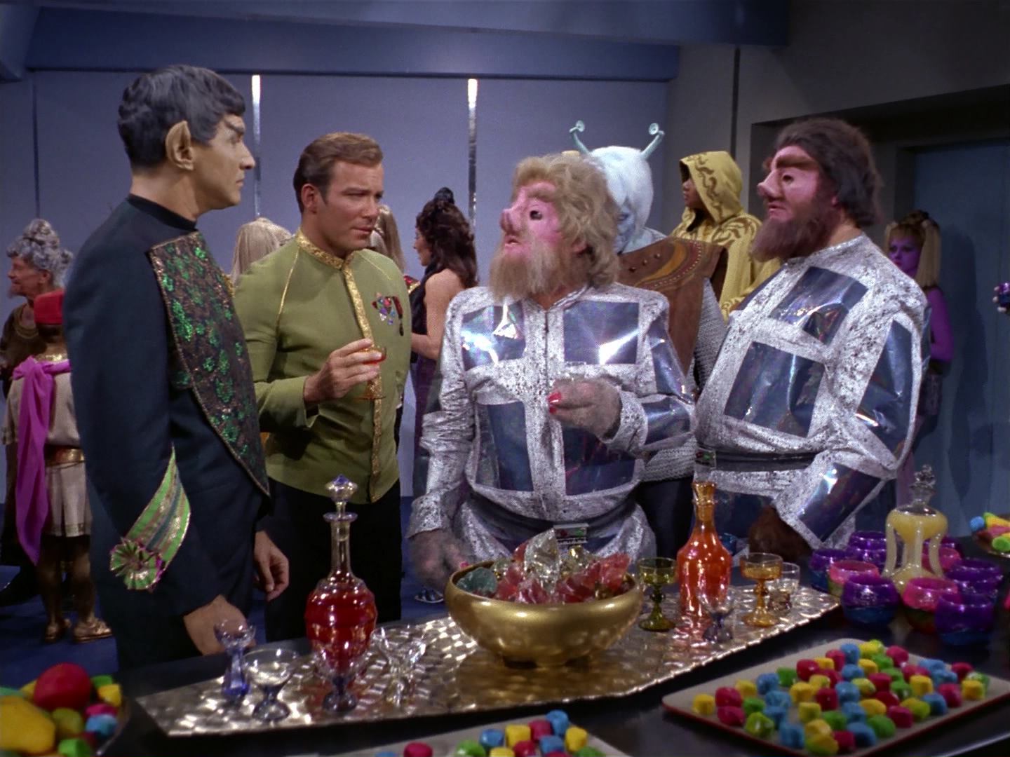 ariane179254_StarTrek_2x10_TheJourneyToBabel_0671.jpg