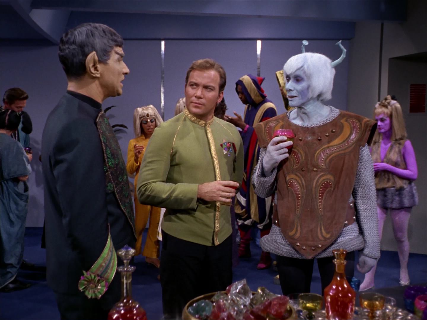 ariane179254_StarTrek_2x10_TheJourneyToBabel_0714.jpg