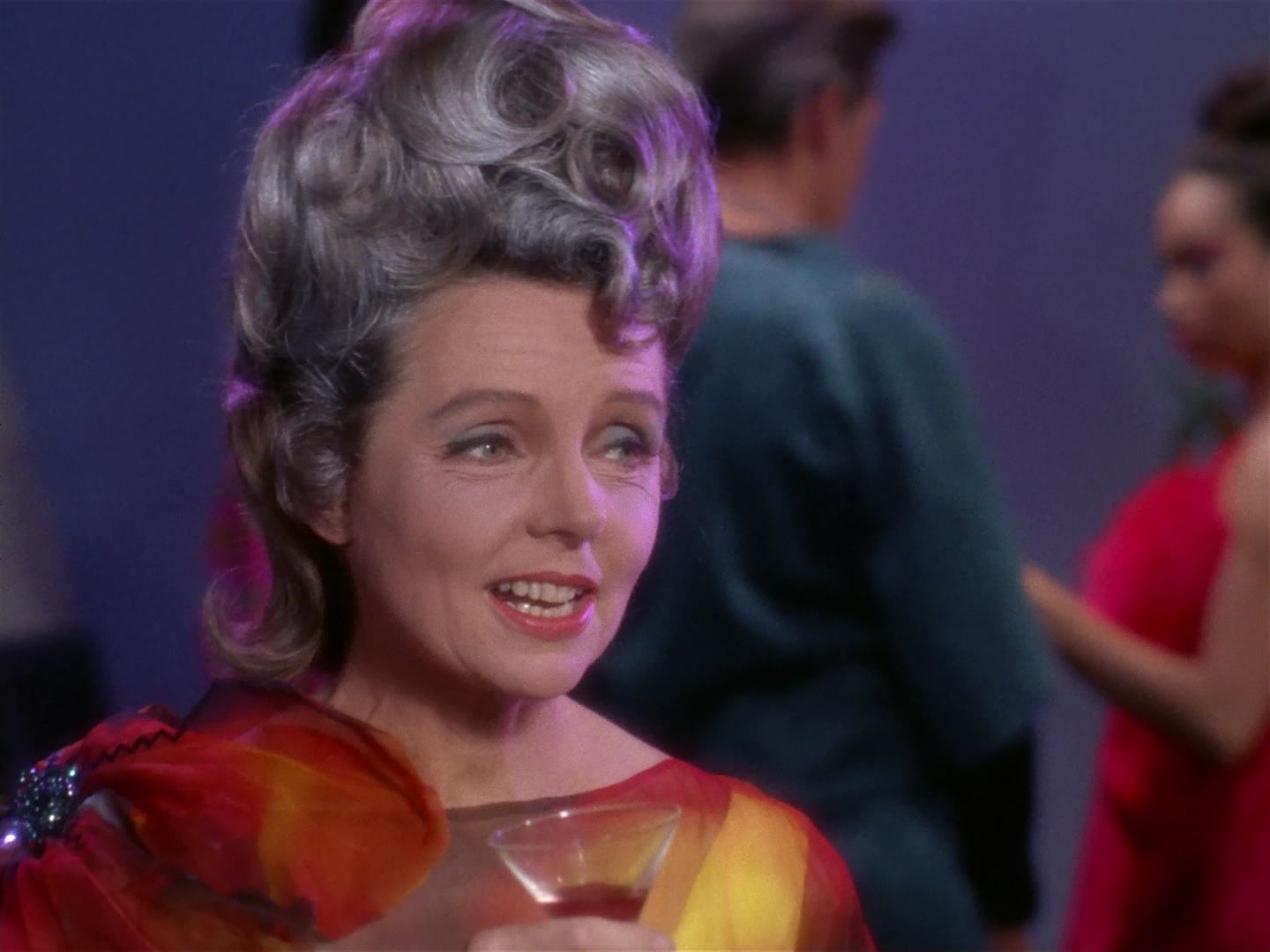 ariane179254_StarTrek_2x10_TheJourneyToBabel_0718.jpg