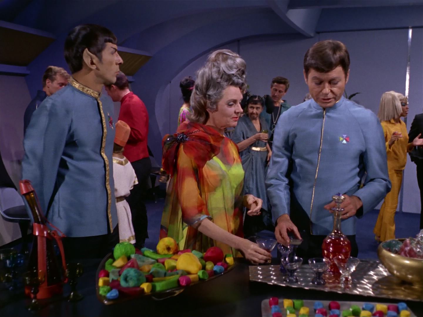 ariane179254_StarTrek_2x10_TheJourneyToBabel_0723.jpg