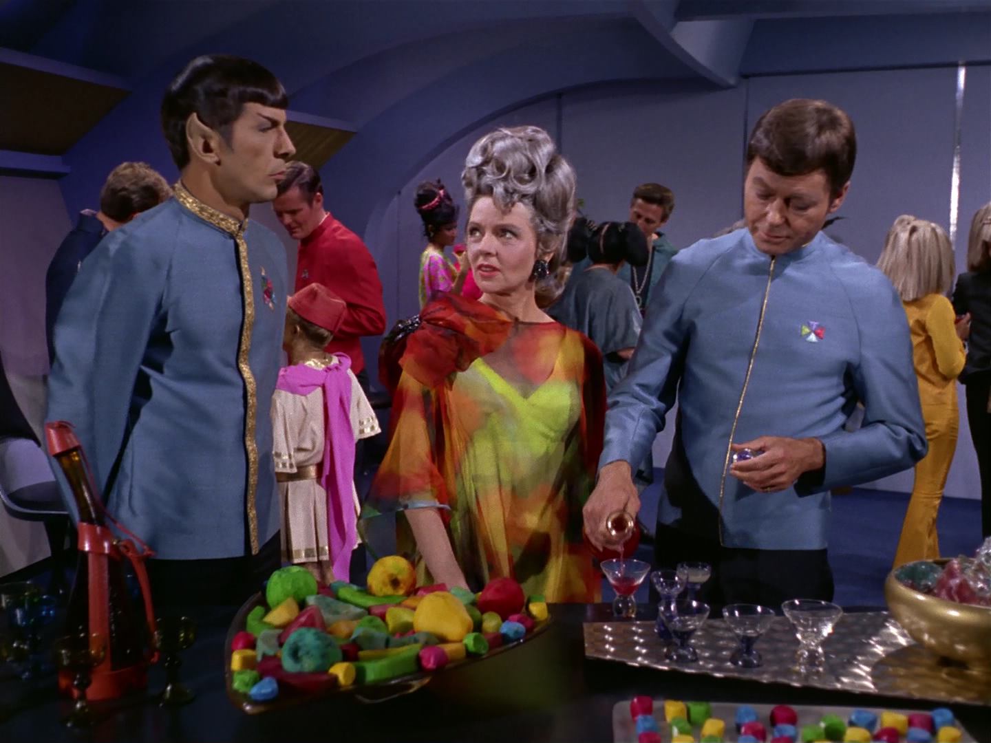 ariane179254_StarTrek_2x10_TheJourneyToBabel_0729.jpg