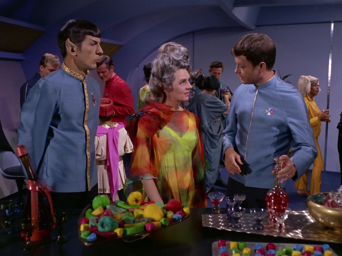 ariane179254_StarTrek_2x10_TheJourneyToBabel_0733.jpg