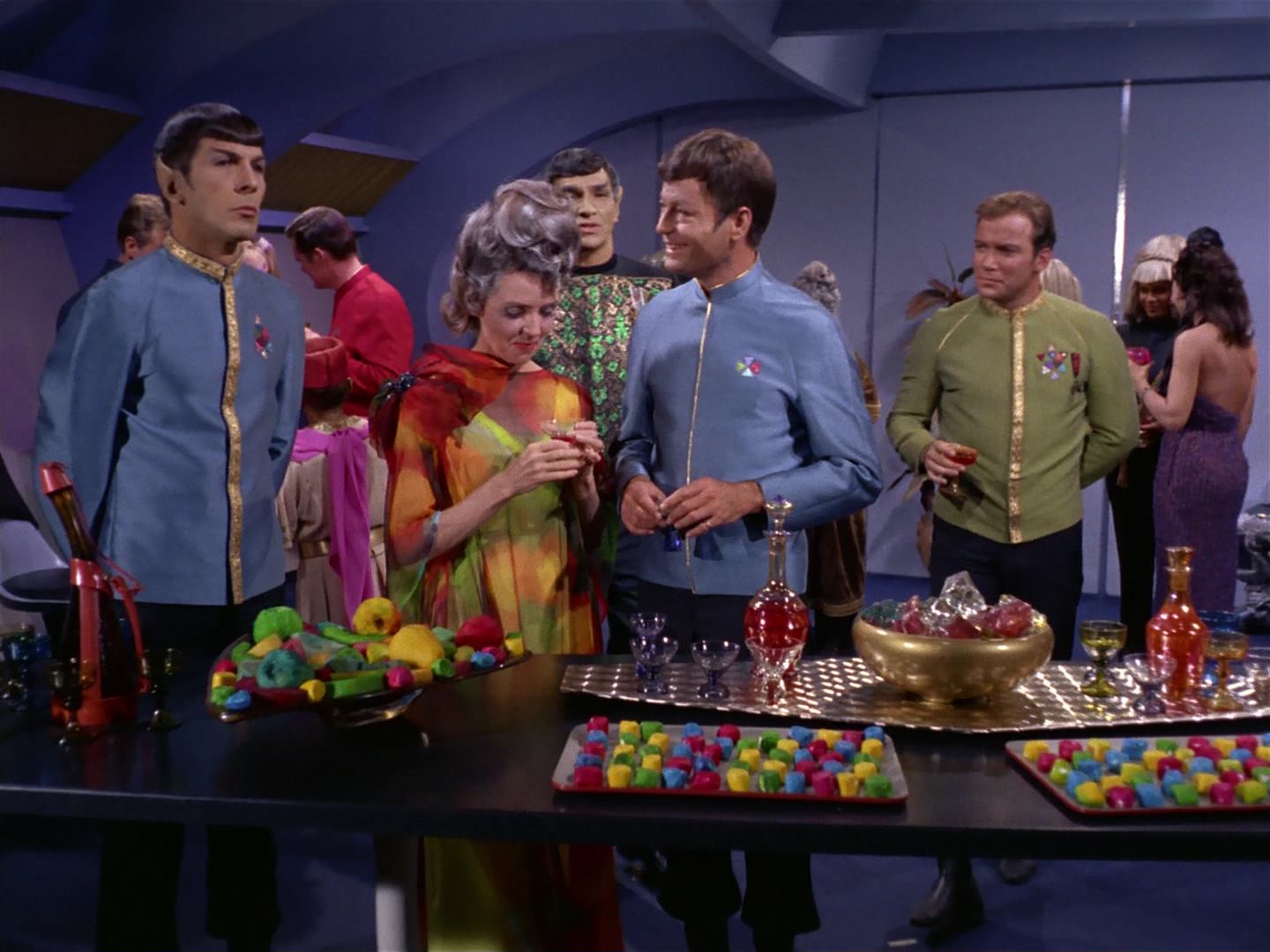 ariane179254_StarTrek_2x10_TheJourneyToBabel_0764.jpg