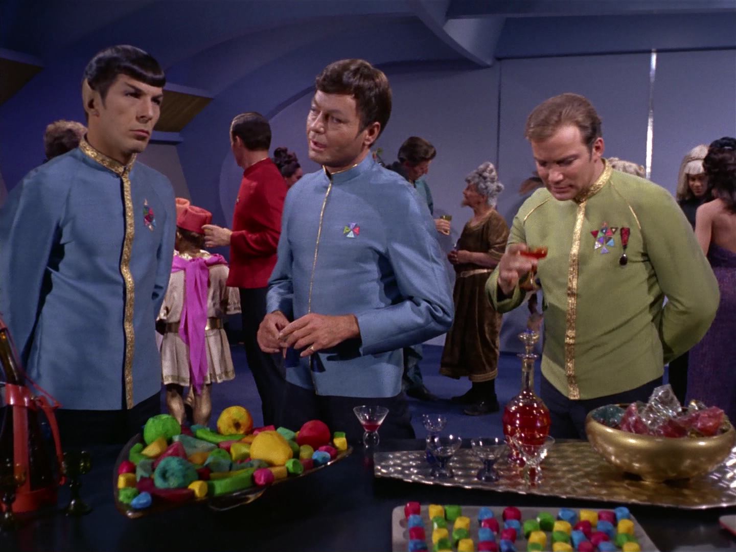 ariane179254_StarTrek_2x10_TheJourneyToBabel_0778.jpg