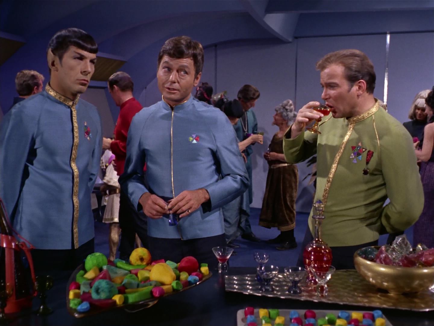 ariane179254_StarTrek_2x10_TheJourneyToBabel_0779.jpg