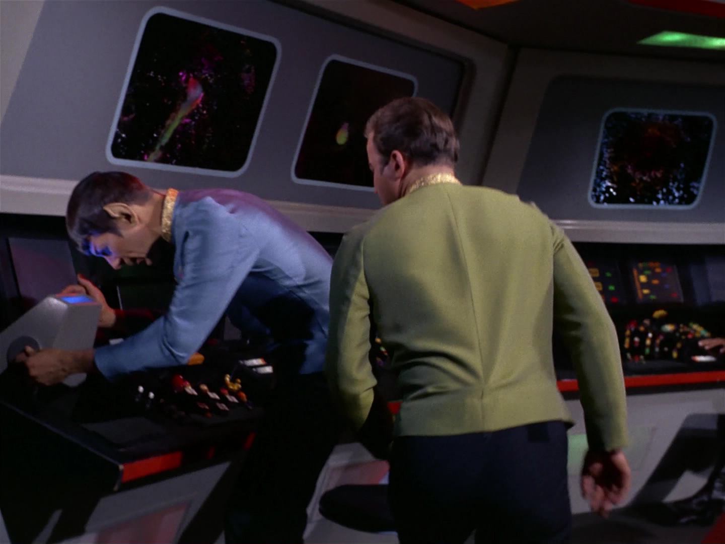 ariane179254_StarTrek_2x10_TheJourneyToBabel_0829.jpg