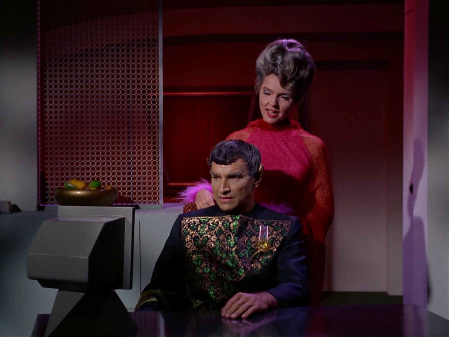ariane179254_StarTrek_2x10_TheJourneyToBabel_0903.jpg