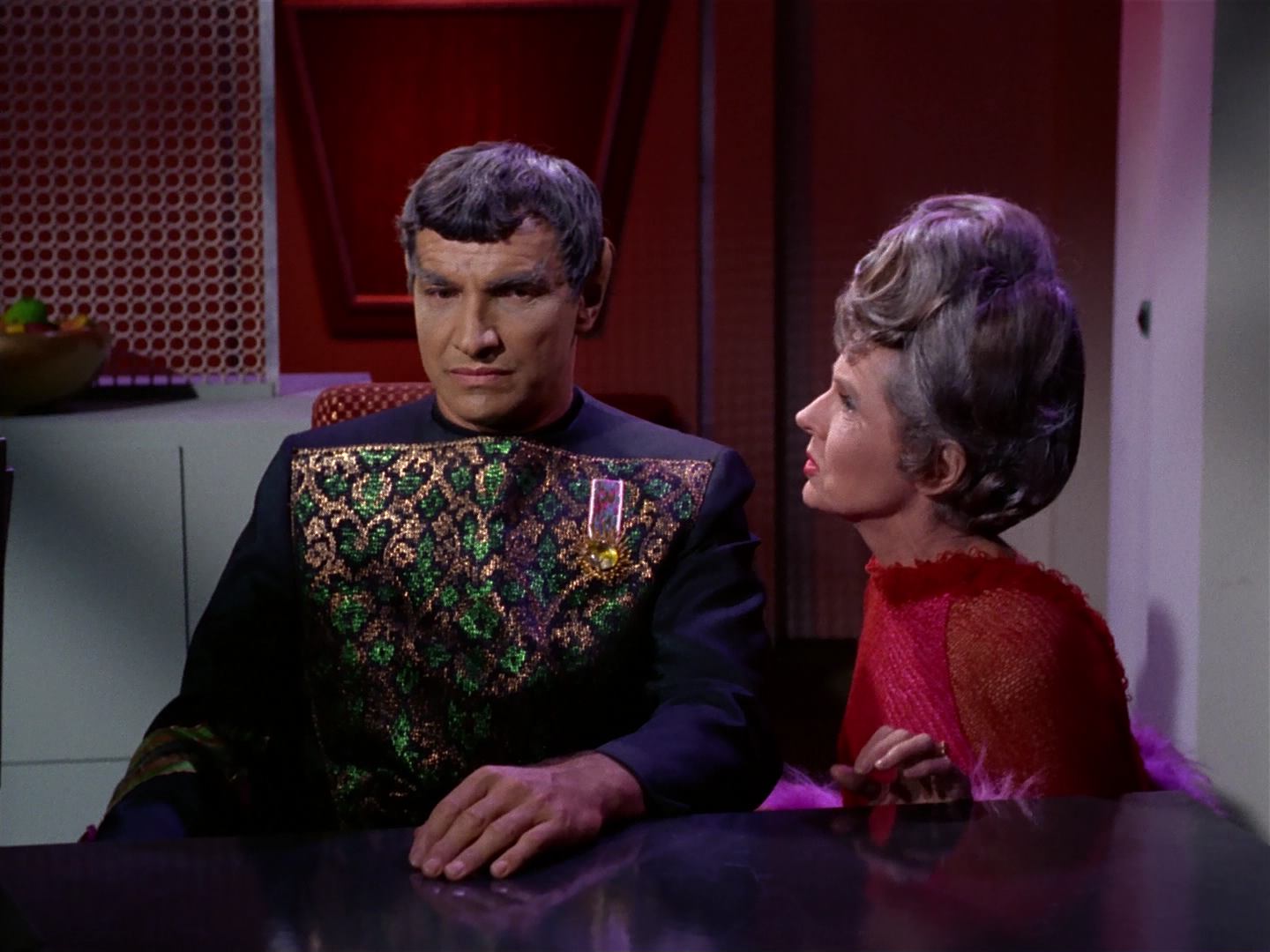ariane179254_StarTrek_2x10_TheJourneyToBabel_0907.jpg