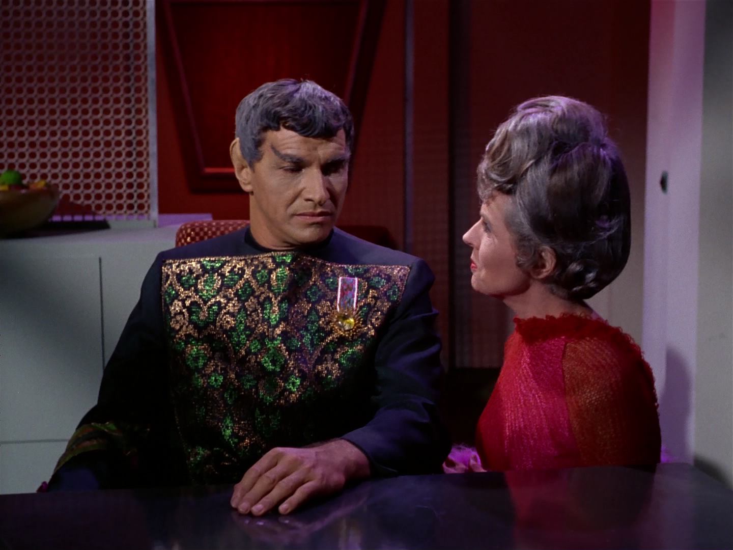 ariane179254_StarTrek_2x10_TheJourneyToBabel_0911.jpg