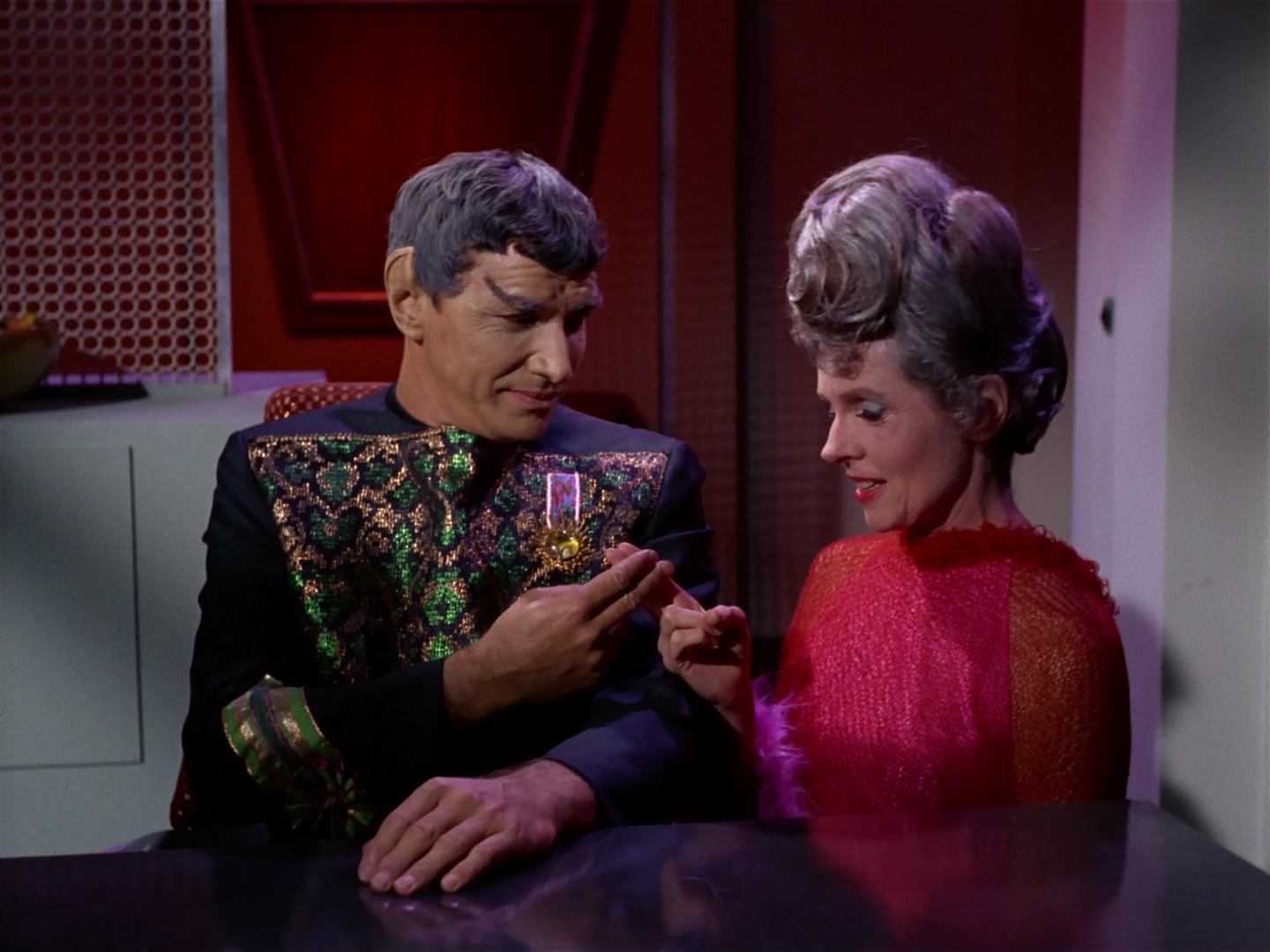 ariane179254_StarTrek_2x10_TheJourneyToBabel_0946.jpg