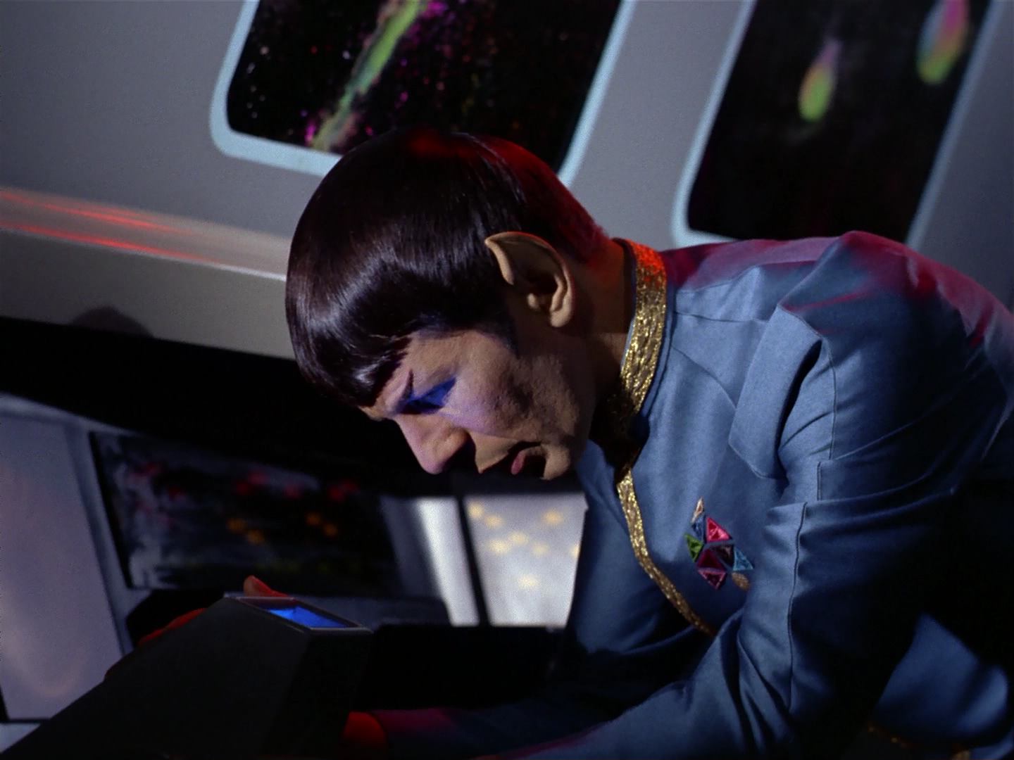 ariane179254_StarTrek_2x10_TheJourneyToBabel_0951.jpg