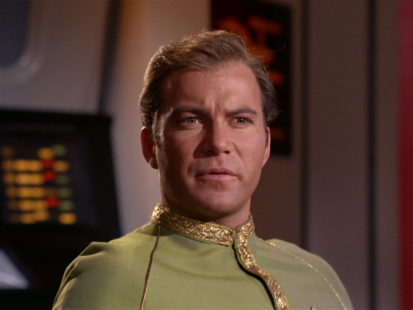 ariane179254_StarTrek_2x10_TheJourneyToBabel_0955.jpg