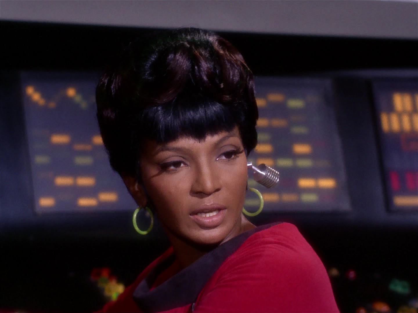 ariane179254_StarTrek_2x10_TheJourneyToBabel_0986.jpg