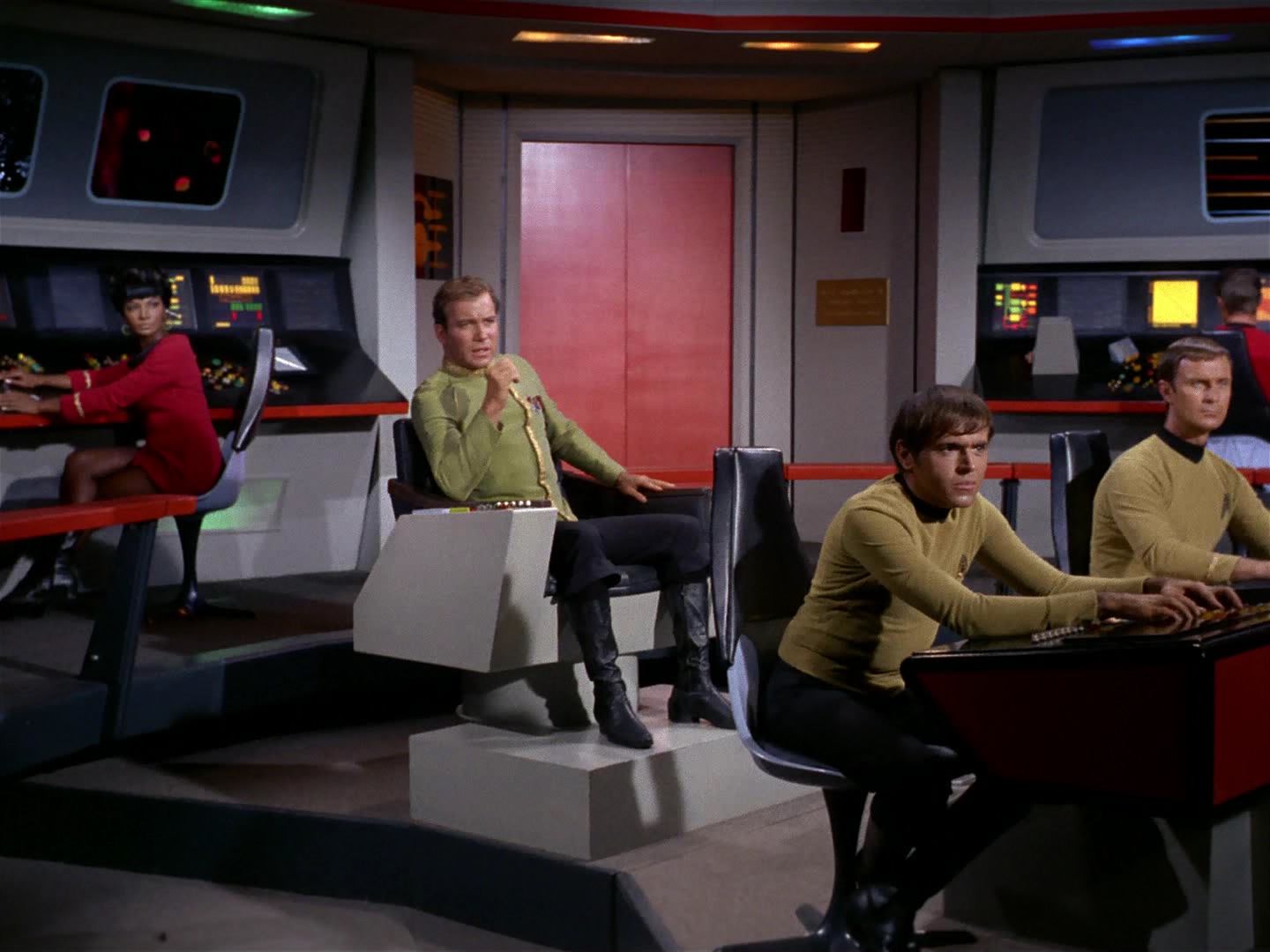 ariane179254_StarTrek_2x10_TheJourneyToBabel_1006.jpg
