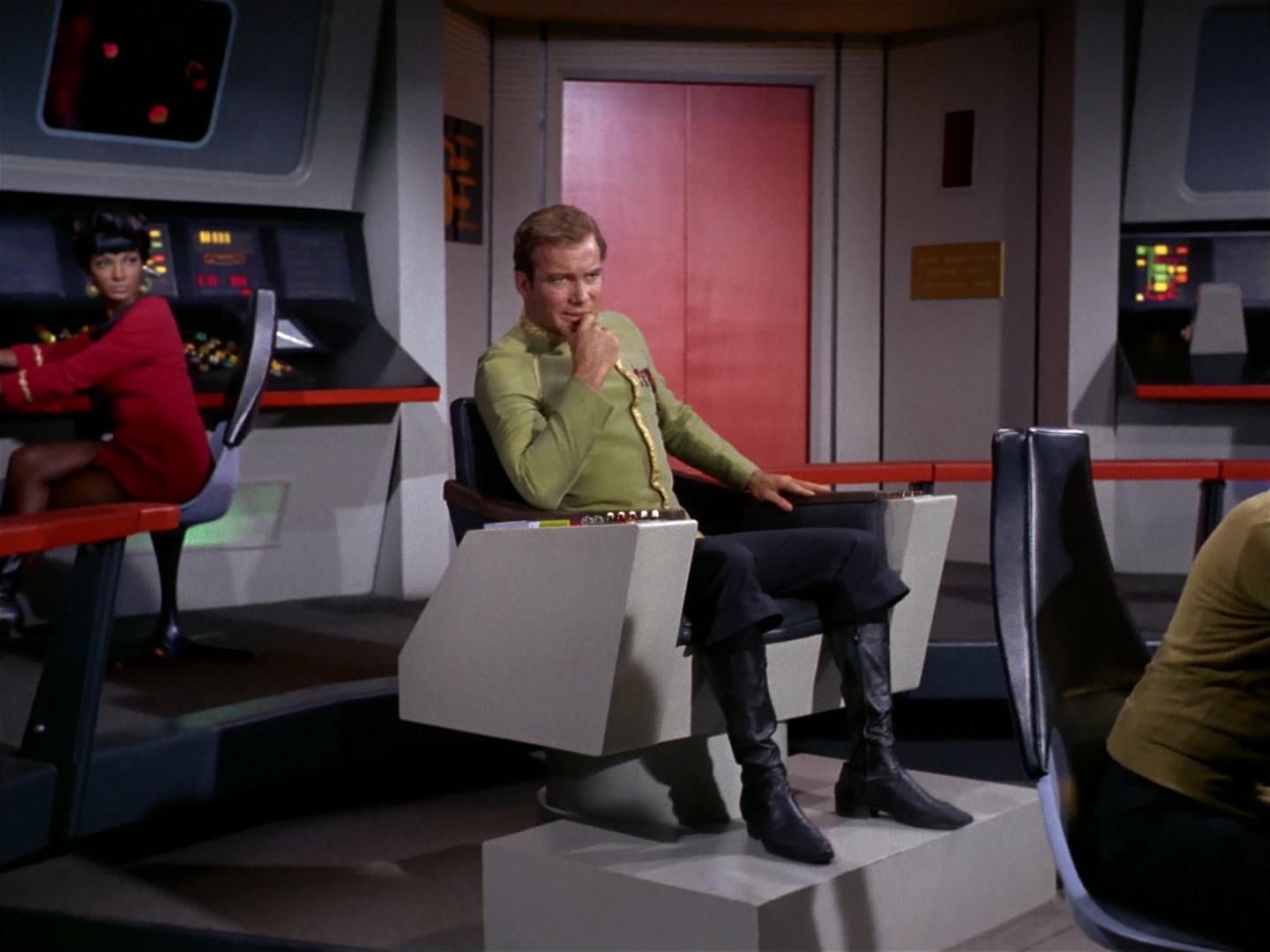 ariane179254_StarTrek_2x10_TheJourneyToBabel_1010.jpg