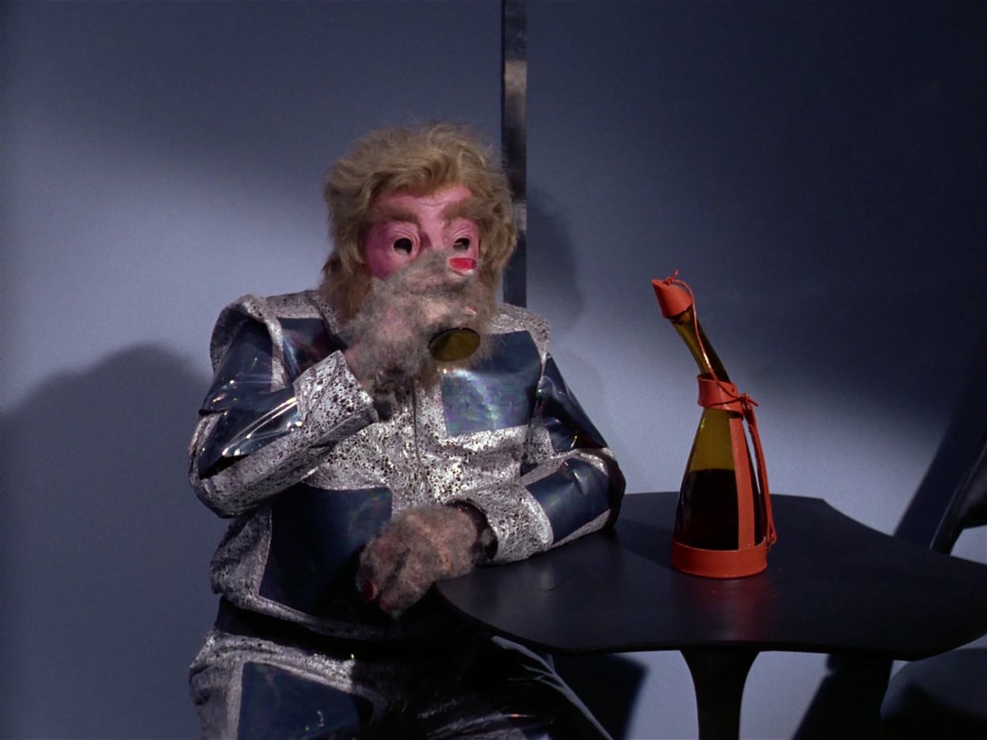 ariane179254_StarTrek_2x10_TheJourneyToBabel_1030.jpg