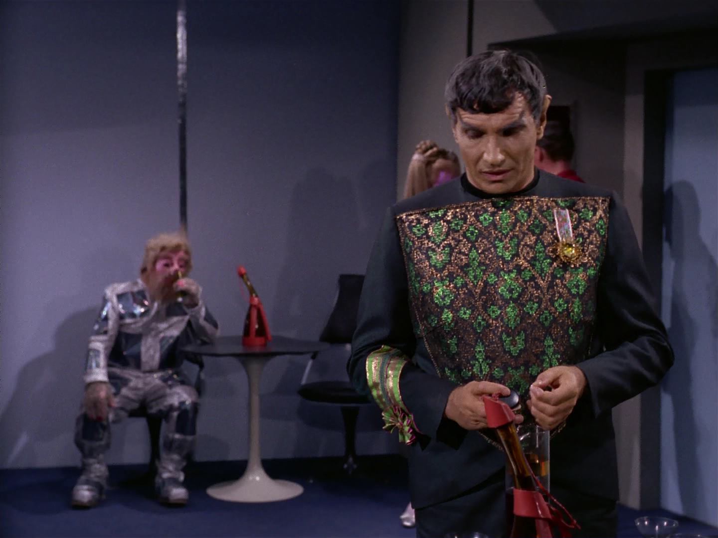 ariane179254_StarTrek_2x10_TheJourneyToBabel_1031.jpg