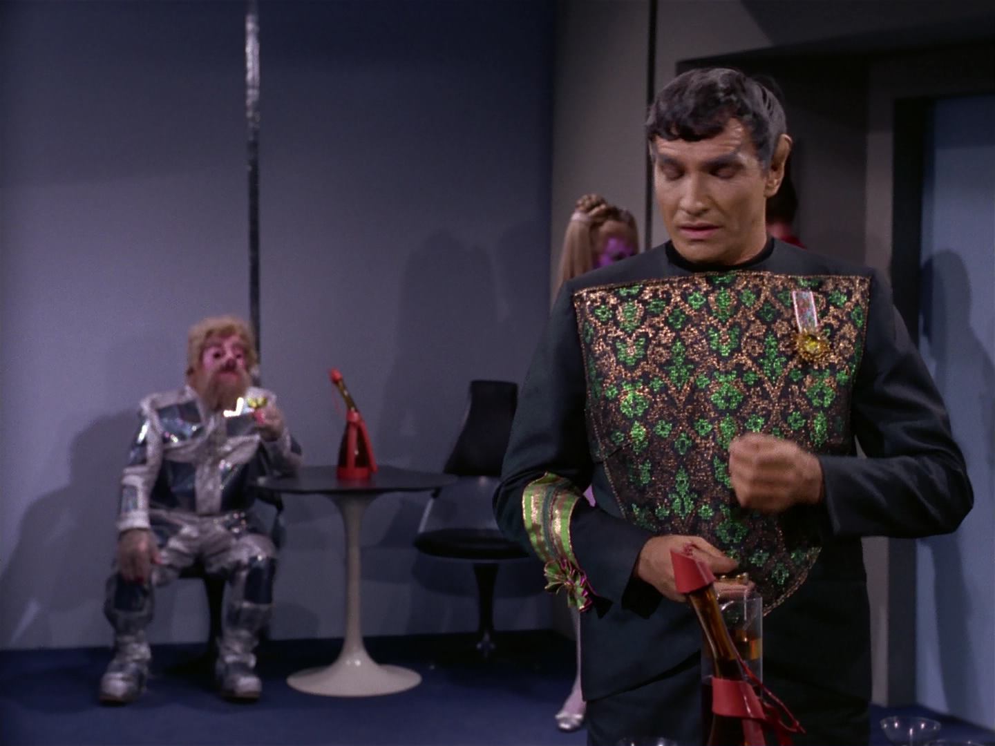 ariane179254_StarTrek_2x10_TheJourneyToBabel_1032.jpg