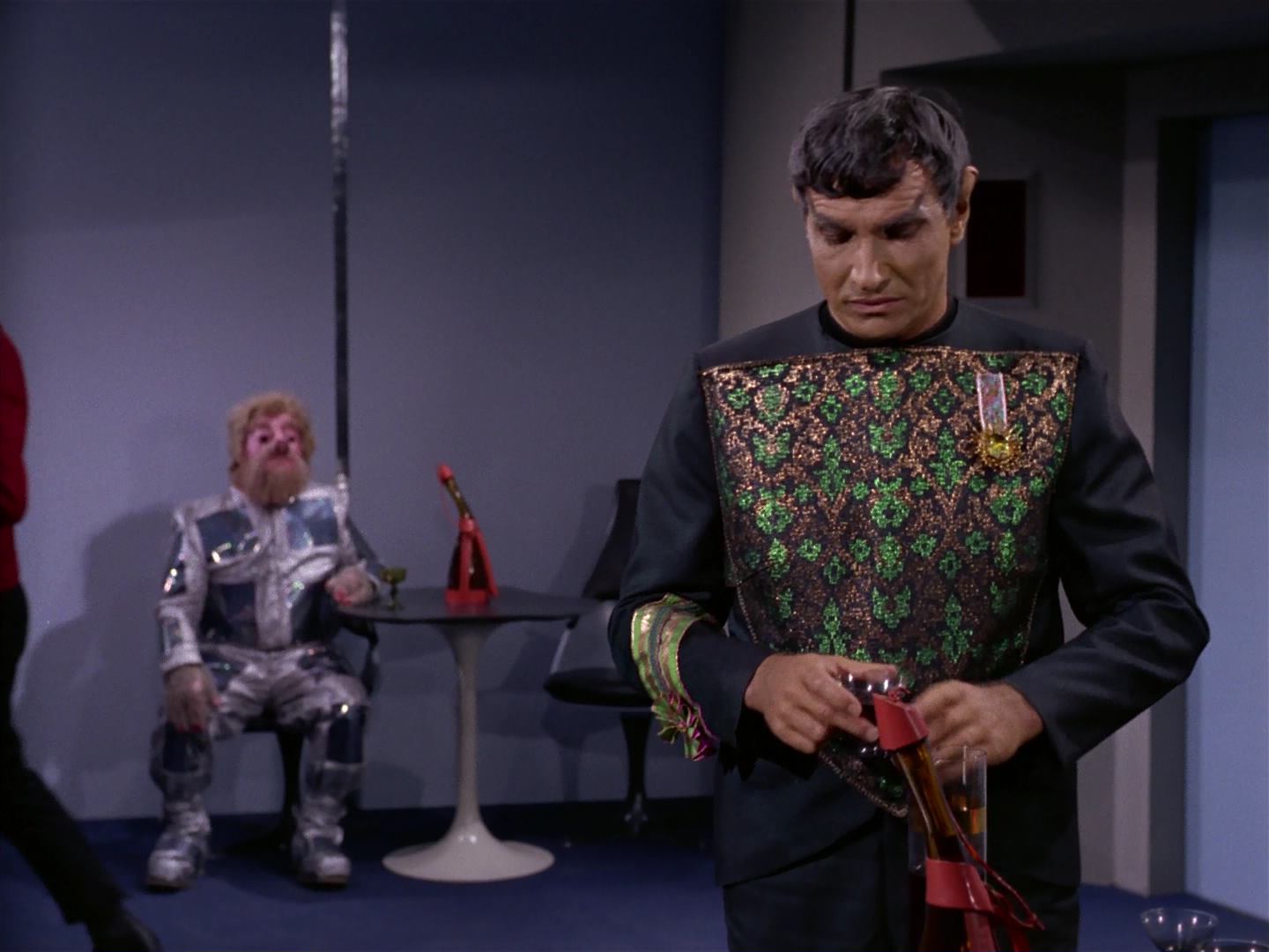 ariane179254_StarTrek_2x10_TheJourneyToBabel_1040.jpg