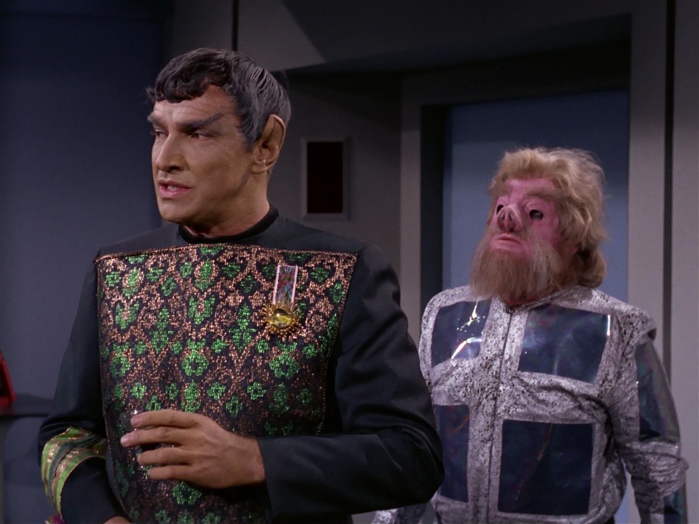 ariane179254_StarTrek_2x10_TheJourneyToBabel_1058.jpg