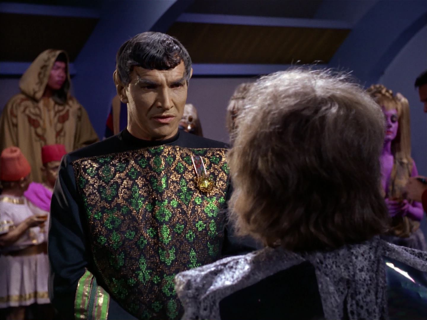 ariane179254_StarTrek_2x10_TheJourneyToBabel_1103.jpg