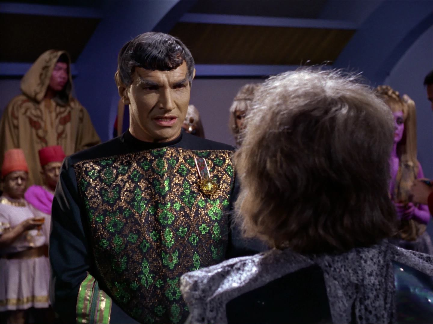 ariane179254_StarTrek_2x10_TheJourneyToBabel_1104.jpg
