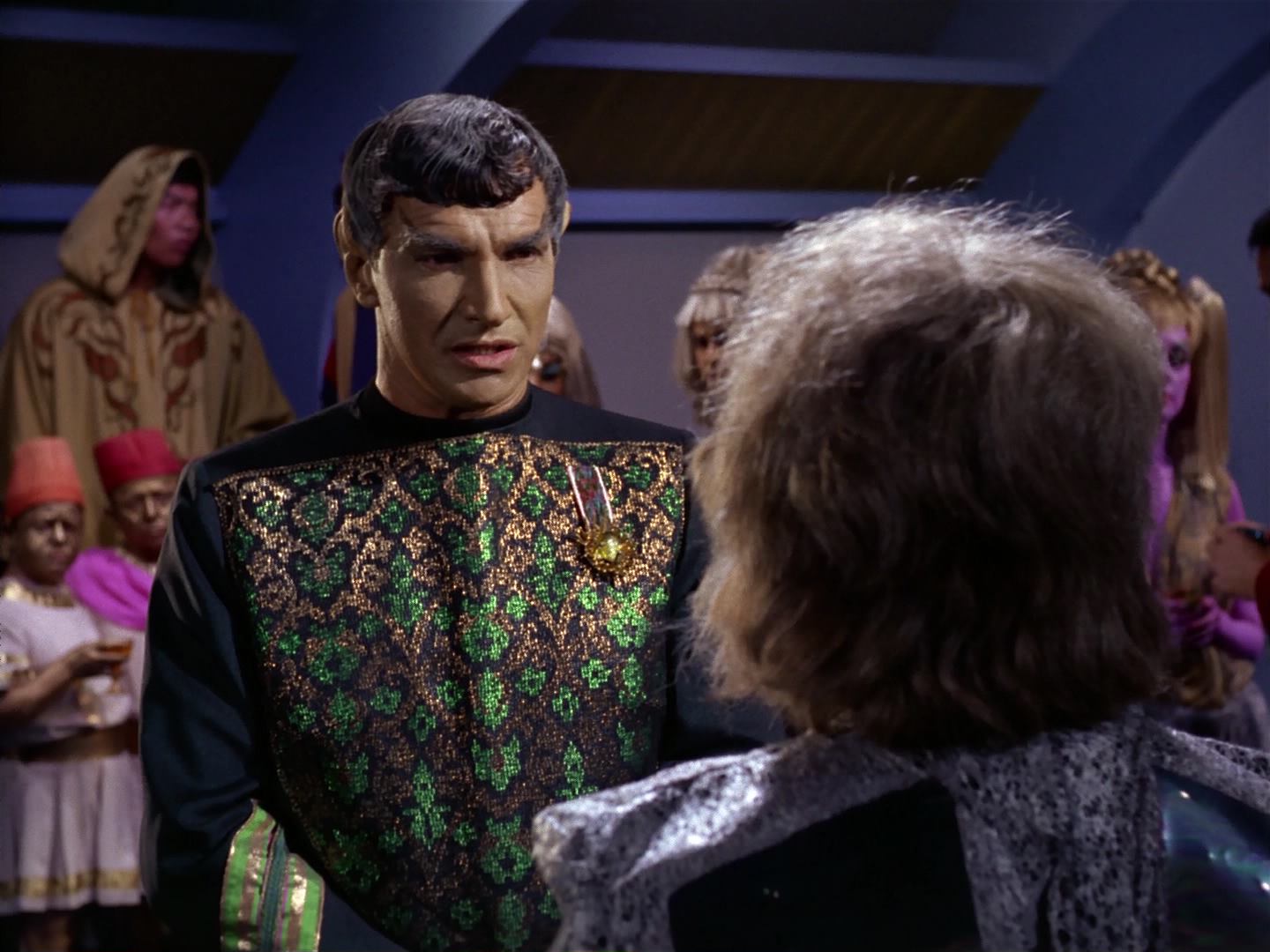 ariane179254_StarTrek_2x10_TheJourneyToBabel_1105.jpg