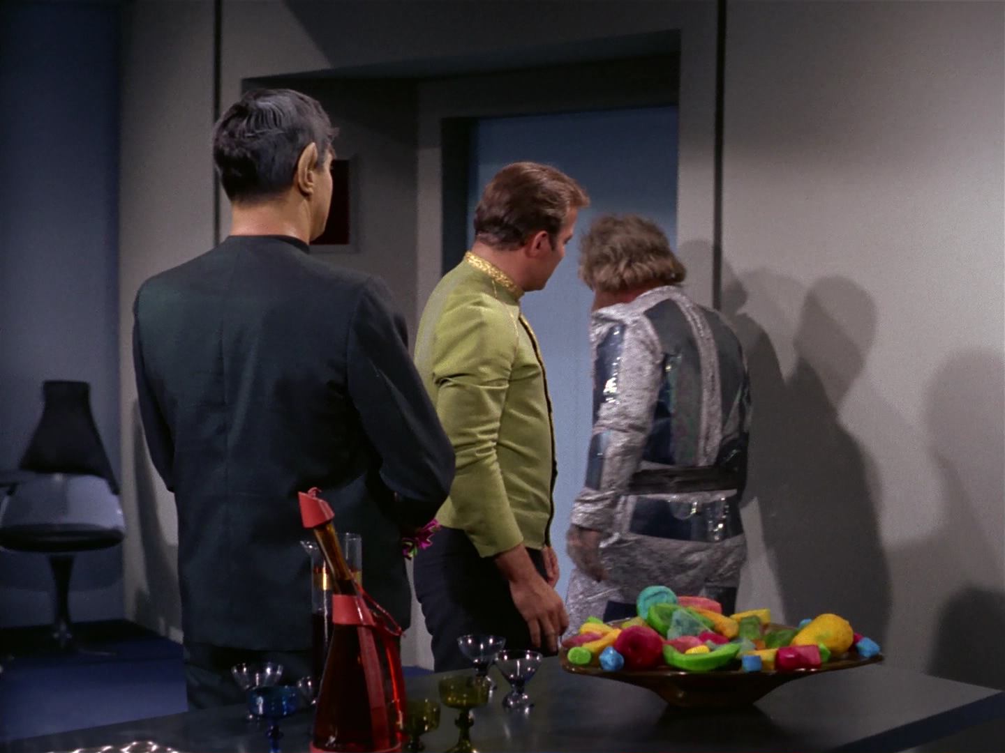 ariane179254_StarTrek_2x10_TheJourneyToBabel_1130.jpg
