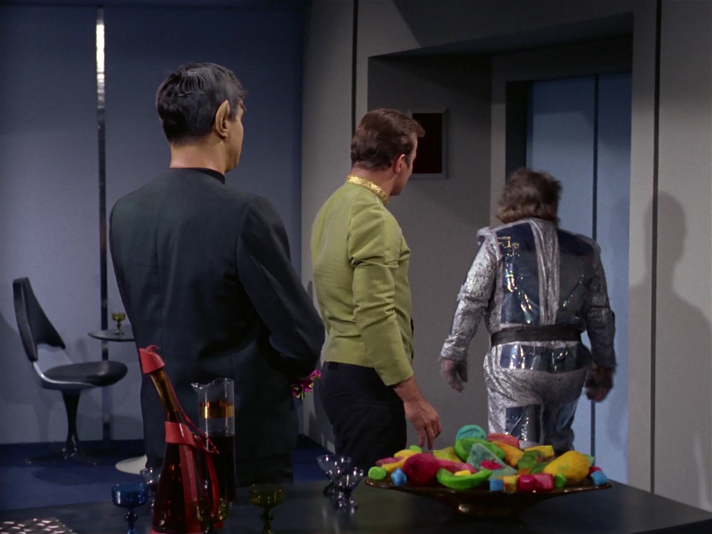 ariane179254_StarTrek_2x10_TheJourneyToBabel_1144.jpg