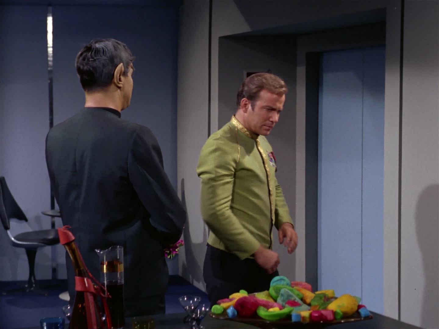 ariane179254_StarTrek_2x10_TheJourneyToBabel_1147.jpg