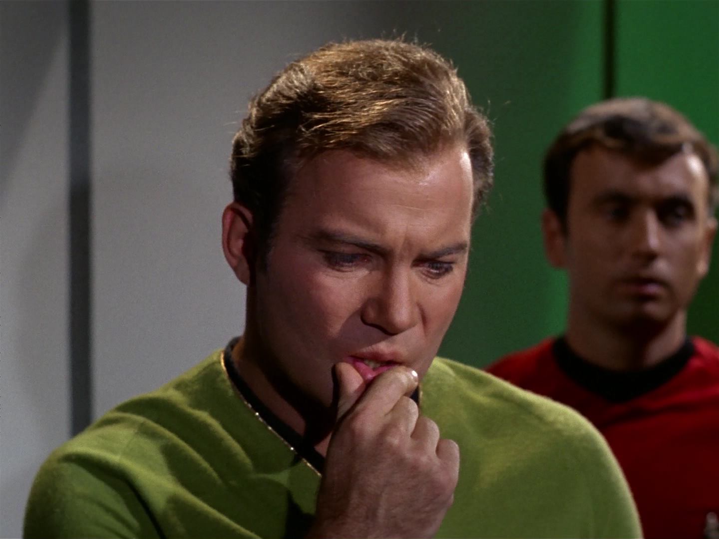 ariane179254_StarTrek_2x10_TheJourneyToBabel_1237.jpg