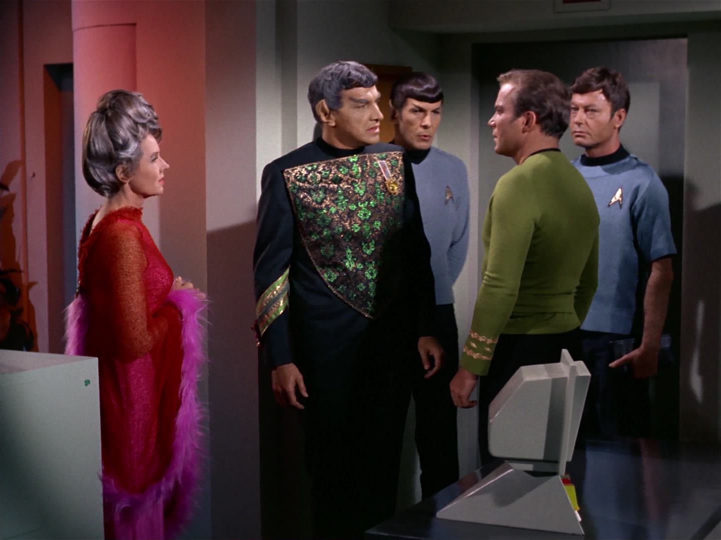 ariane179254_StarTrek_2x10_TheJourneyToBabel_1322.jpg