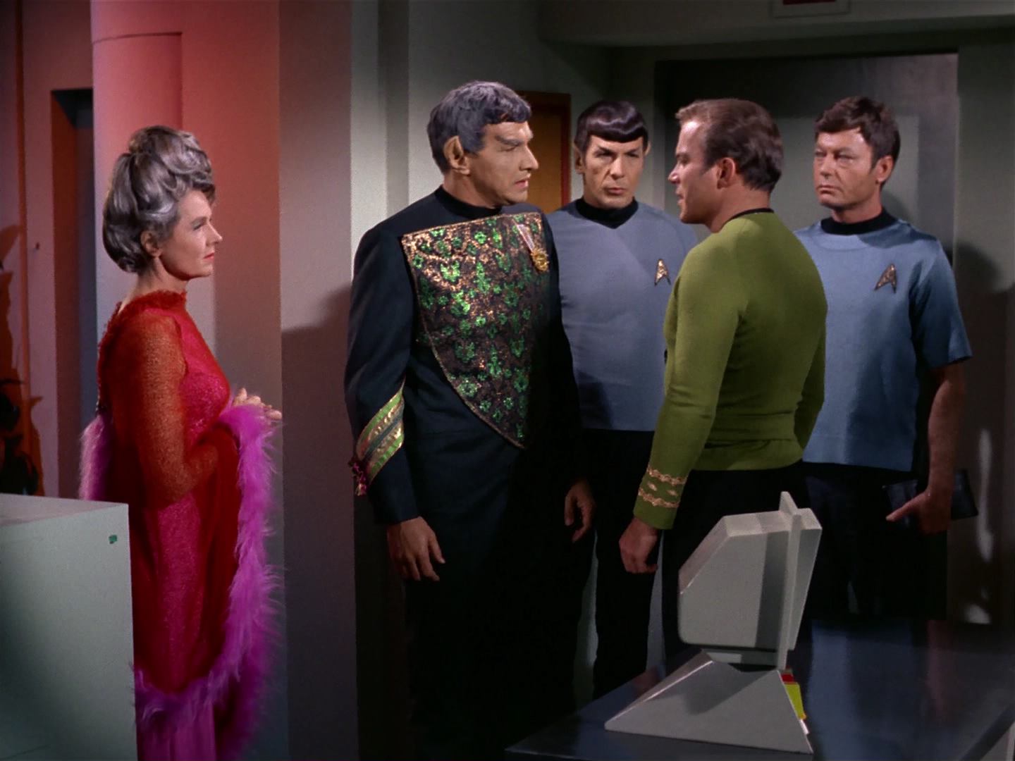 ariane179254_StarTrek_2x10_TheJourneyToBabel_1324.jpg