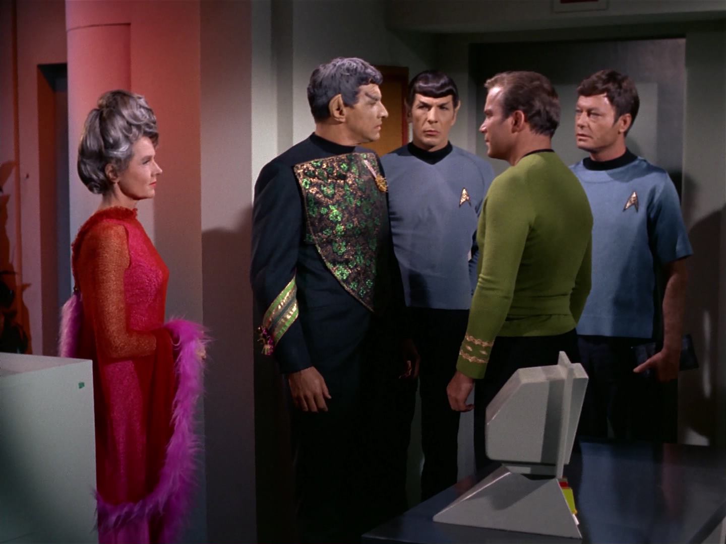 ariane179254_StarTrek_2x10_TheJourneyToBabel_1334.jpg