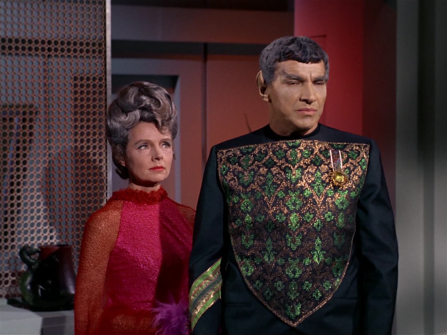 ariane179254_StarTrek_2x10_TheJourneyToBabel_1369.jpg